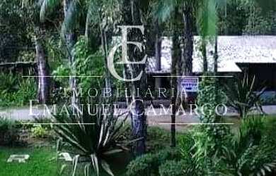 Imagem: A chácara possui 840m² de Área Privada e está localizado