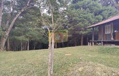 Imagem: A chácara possui 20m² de Área Privada e está localizado