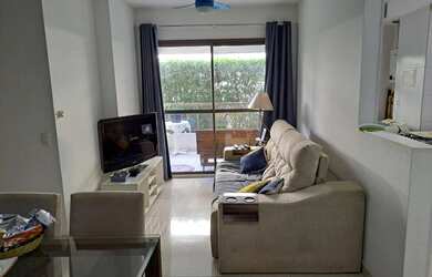 Imagem: O apartamento possui 2 Dormitórios, 1 Suíte, 2 Banheiros