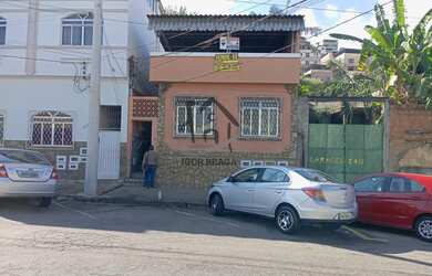 Imagem: A casa possui 6 Dormitórios, 2 Suítes, 5 Banheiros, 140m²