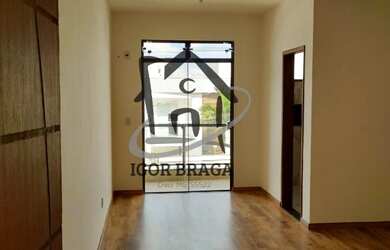 Imagem: A casa à venda possui 3 Dormitórios, 1 Suíte, 4 Banheiros