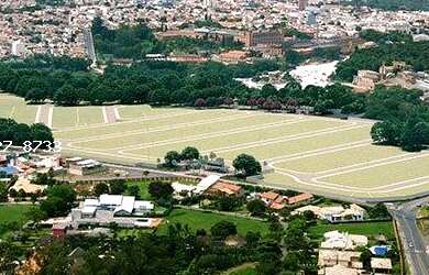 Imagem: O terreno possui 271m² de Área e está localizado em Loteamento