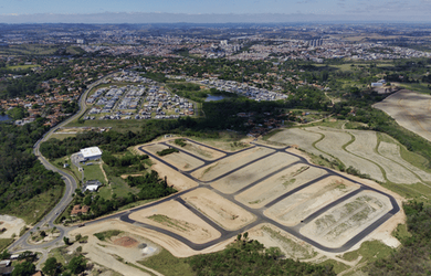 Imagem: O terreno possui 176m² de Área, Imóvel novo e está localizado