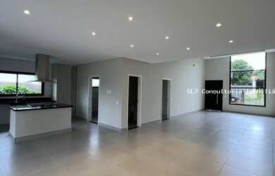 Imagem: A chácara possui 3 Dormitórios, 3 Suítes, 4 Banheiros, 4