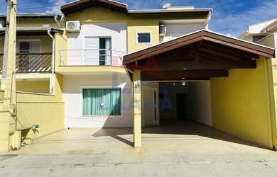 Imagem: A casa em condomínio possui 3 Dormitórios, 1 Suíte, 3 Banheiros