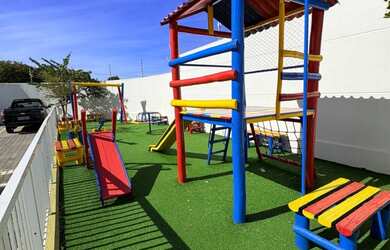 Imagem: O apartamento possui 3 Dormitórios, 1 Suíte, 2 Banheiros