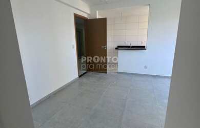 Imagem: O apartamento possui 2 Dormitórios, 1 Suíte, 1 Banheiro, 1