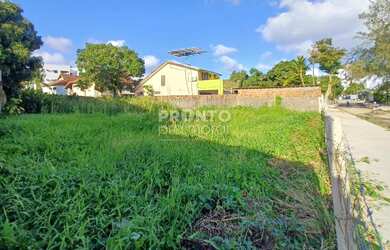 Imagem: O terreno possui 575m² de Área e está localizado em Candeias