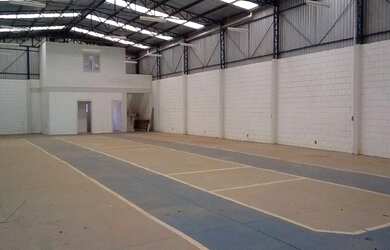 Imagem: A sala comercial possui 2 Banheiros, 20 Vagas na garagem, 1.000m²