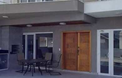 Imagem: A casa possui 5 Dormitórios, 5 Suítes, 3 Banheiros, 3 Vagas