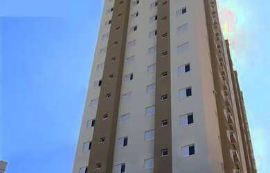 Imagem: O apartamento possui 2 Dormitórios, 1 Suíte, 2 Banheiros