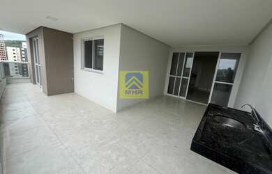 Imagem: O apartamento possui 3 Dormitórios, 1 Suíte, 2 Banheiros