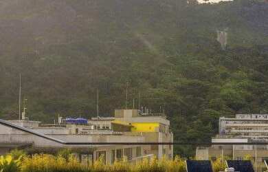 Imagem: O apartamento possui 2 Dormitórios, 1 Suíte, 2 Banheiros