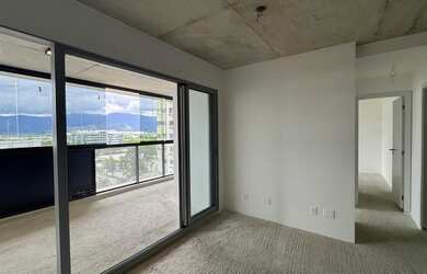 Imagem: O apartamento possui 2 Dormitórios, 1 Suíte, 2 Banheiros