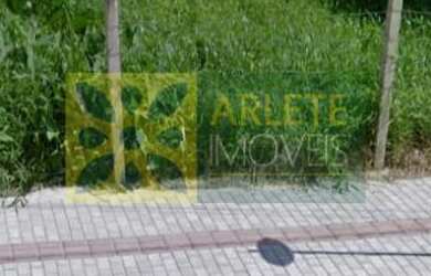 Imagem: O terreno possui 330m² de Área e está localizado em Centro