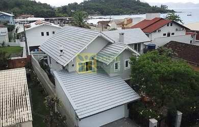 Imagem 5: Casa - Porto Belo SC. Churrasqueira, Ar-condicionado, Vista para o mare440m²...