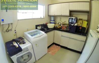 Imagem 8: Casa - Porto Belo SC. Churrasqueira, 400m² de Área Privada, 2 Vagas...