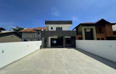 Imagem: A casa possui 5 Dormitórios, 5 Suítes, 5 Banheiros, 4 Vagas