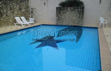 Imagem: A casa possui 4 Dormitórios, 4 Suítes, 6 Banheiros, 3 Vagas