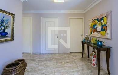 Imagem: O apartamento possui 4 Dormitórios, 2 Suítes, 2 Banheiros