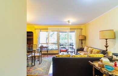 Imagem: O apartamento possui 3 Dormitórios, 1 Suíte, 2 Banheiros