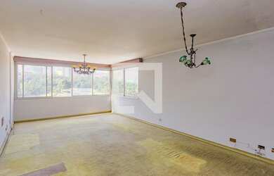 Imagem: O apartamento possui 3 Dormitórios, 1 Suíte, 2 Banheiros