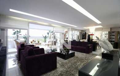 Imagem: O apartamento possui 5 Dormitórios, 4 Suítes, 6 Banheiros