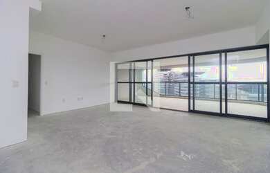 Imagem: O apartamento possui 4 Dormitórios, 4 Suítes, 6 Banheiros