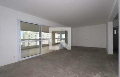 Imagem: O apartamento possui 4 Dormitórios, 4 Suítes, 5 Banheiros