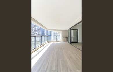 Imagem 16: Apartamento à Venda - Chácara Santo Antonio, 4 Quartos, 196 m2