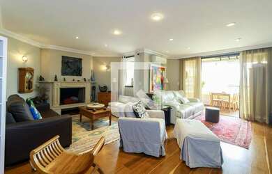 Imagem: O apartamento possui 4 Dormitórios, 3 Suítes, 4 Banheiros