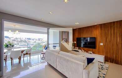 Imagem: O apartamento possui 3 Dormitórios, 3 Suítes, 4 Banheiros