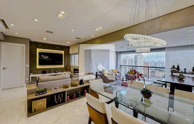 Imagem: O apartamento possui 3 Dormitórios, 3 Suítes, 5 Banheiros