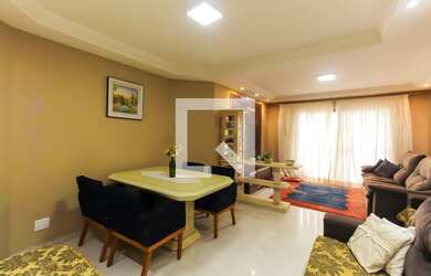 Imagem: O apartamento possui 3 Dormitórios, 1 Suíte, 4 Banheiros