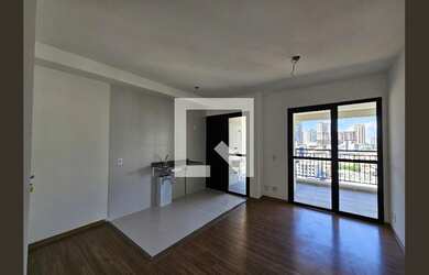 Imagem: O apartamento possui 2 Dormitórios, 1 Suíte, 2 Banheiros