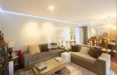 Imagem: O apartamento possui 3 Dormitórios, 1 Suíte, 2 Banheiros