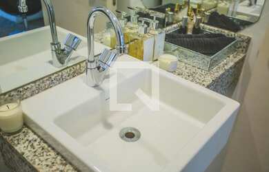 Imagem 14: Apartamento à Venda - Saúde, 3 Quartos, 113 m2