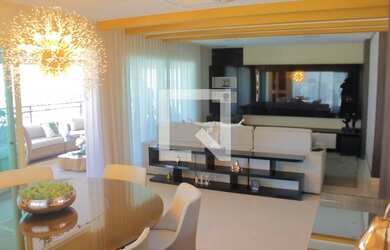 Imagem: O apartamento possui 4 Dormitórios, 4 Suítes, 5 Banheiros