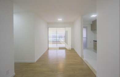 Imagem: O apartamento possui 3 Dormitórios, 1 Suíte, 2 Banheiros