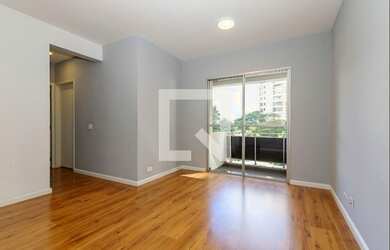 Imagem: O apartamento possui 2 Dormitórios, 1 Suíte, 2 Banheiros