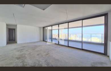 Imagem: O apartamento na cobertura possui 4 Dormitórios, 4 Suítes