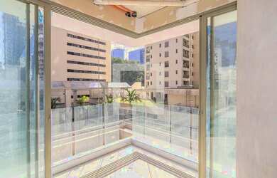 Imagem 2: Apartamento à Venda - Itaim Bibi, 4 Quartos, 354 m2