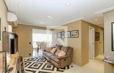 Imagem: O apartamento possui 3 Dormitórios, 1 Suíte, 2 Banheiros