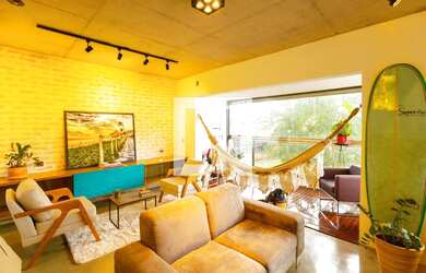 Imagem: O apartamento possui 1 Dormitório, 1 Suíte, 1 Banheiro, 1