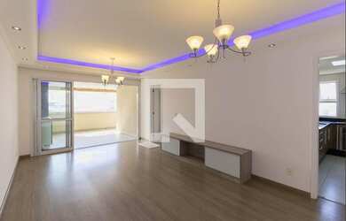 Imagem: O apartamento possui 3 Dormitórios, 1 Suíte, 2 Banheiros