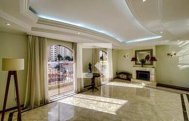 Imagem: O apartamento possui 3 Dormitórios, 1 Suíte, 4 Banheiros