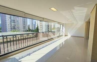 Imagem 6: Apartamento à Venda - Vila Mariana, 4 Quartos, 247 m2