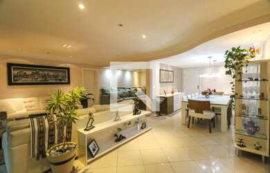 Imagem: O apartamento possui 4 Dormitórios, 4 Suítes, 6 Banheiros