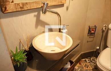 Imagem 12: Casa à Venda - Planalto Paulista, 3 Quartos, 381 m2