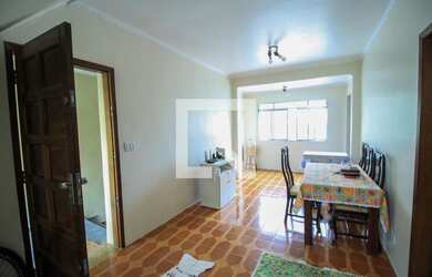 Imagem: A casa possui 3 Dormitórios, 1 Suíte, 3 Banheiros, 3 Vagas